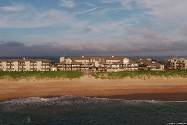 Hotel Sanderling Resort (Duck)